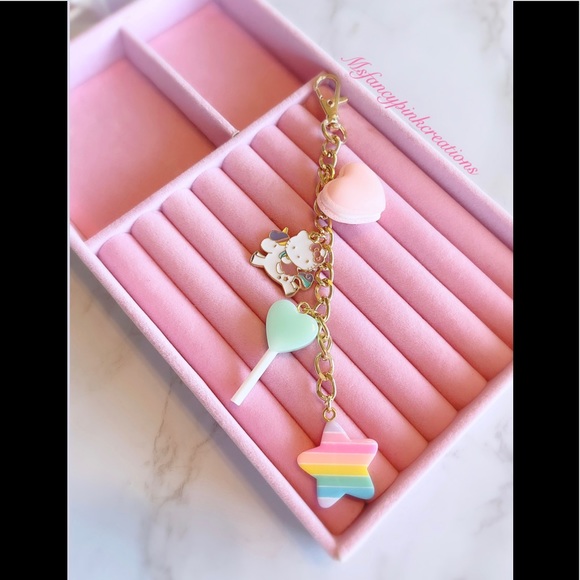 Pastel hello kitty handmade keychain - Picture 2 of 3